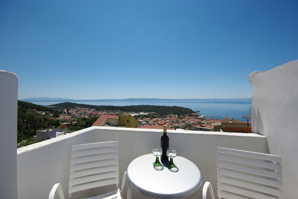 Senka * Makarska